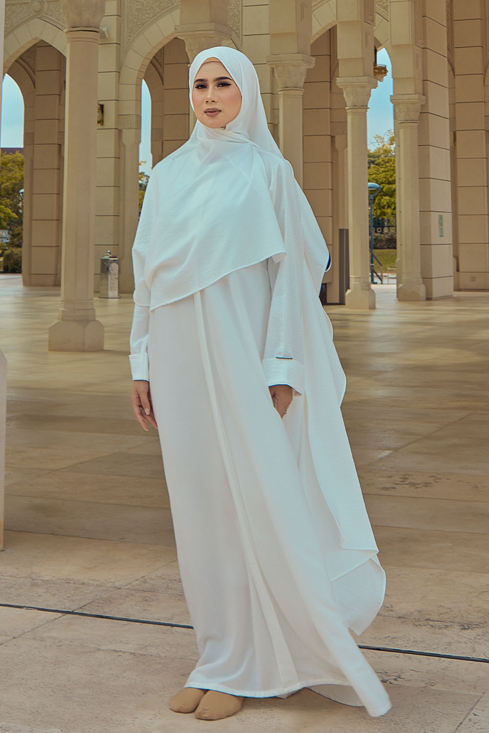 Abaya Aisyah - Off White